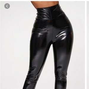 Faux vinyl leather leggings